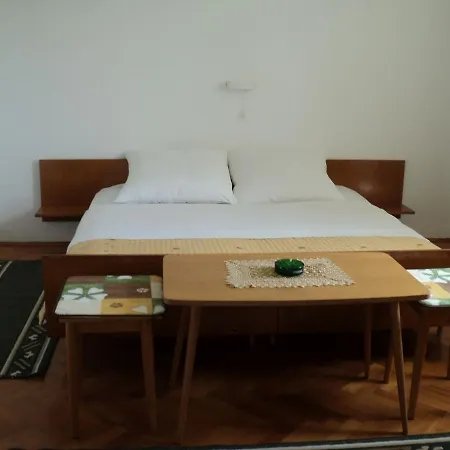 Guest house Double Banjol 11716b Banjol